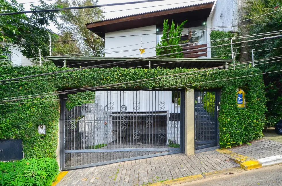 Foto 1 de Casa com 3 quartos à venda, 395m2 em Vila Tramontano, São Paulo - SP