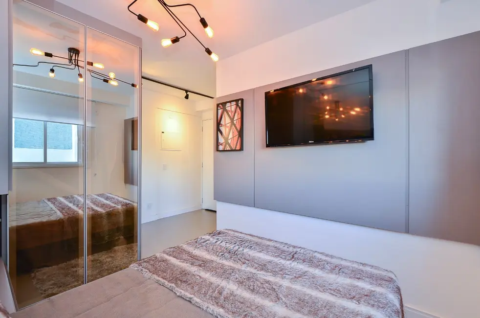 Apartamento com 1 quarto à venda, 35m2 em Aclimação, São Paulo - SP - imagem 5 Foto 5 de Apartamento com 1 quarto à venda, 35m2 em Aclimação, São Paulo - SP