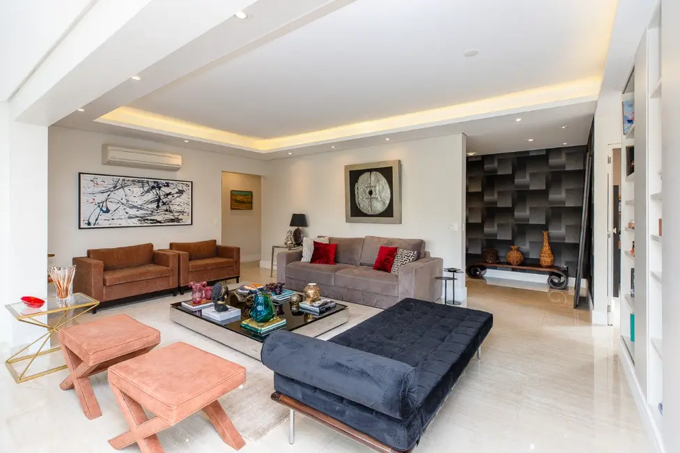 Apartamento com 3 quartos à venda, 187m2 em Moema, São Paulo - SP - imagem 4 Foto 4 de Apartamento com 3 quartos à venda, 187m2 em Moema, São Paulo - SP