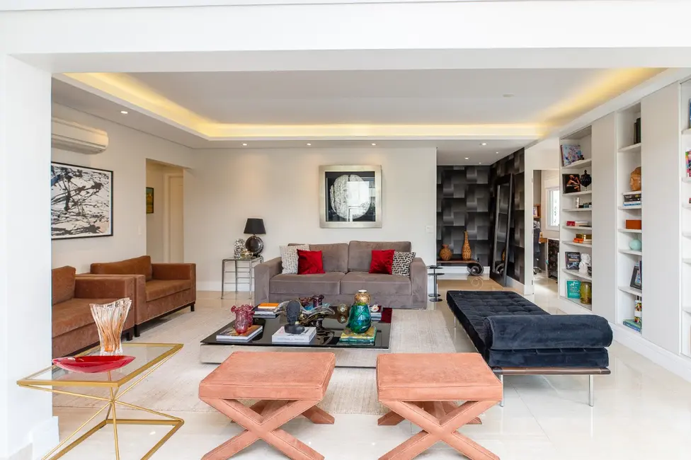 Apartamento com 3 quartos à venda, 187m2 em Moema, São Paulo - SP - imagem 5 Foto 5 de Apartamento com 3 quartos à venda, 187m2 em Moema, São Paulo - SP