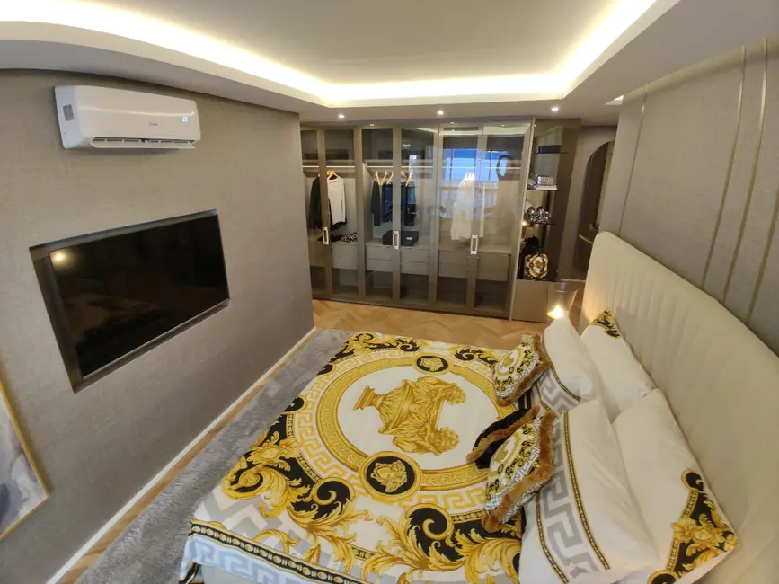 Apartamento com 3 quartos à venda, 217m2 em Moema, São Paulo - SP - imagem 6 Foto 6 de Apartamento com 3 quartos à venda, 217m2 em Moema, São Paulo - SP