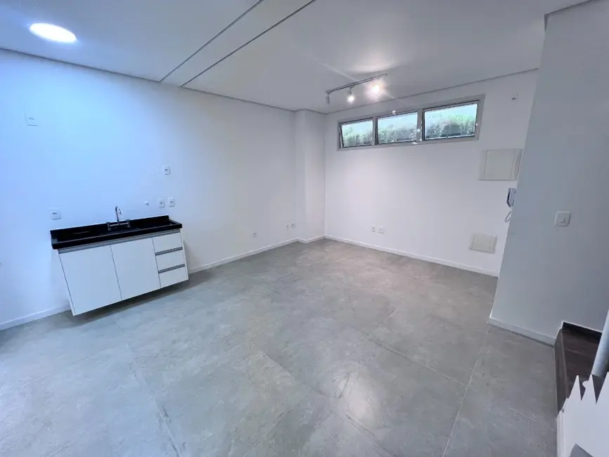 Casa de Condomínio com 2 quartos à venda, 103m2 em Aclimação, São Paulo - SP - imagem 3 Foto 3 de Casa de Condomínio com 2 quartos à venda, 103m2 em Aclimação, São Paulo - SP