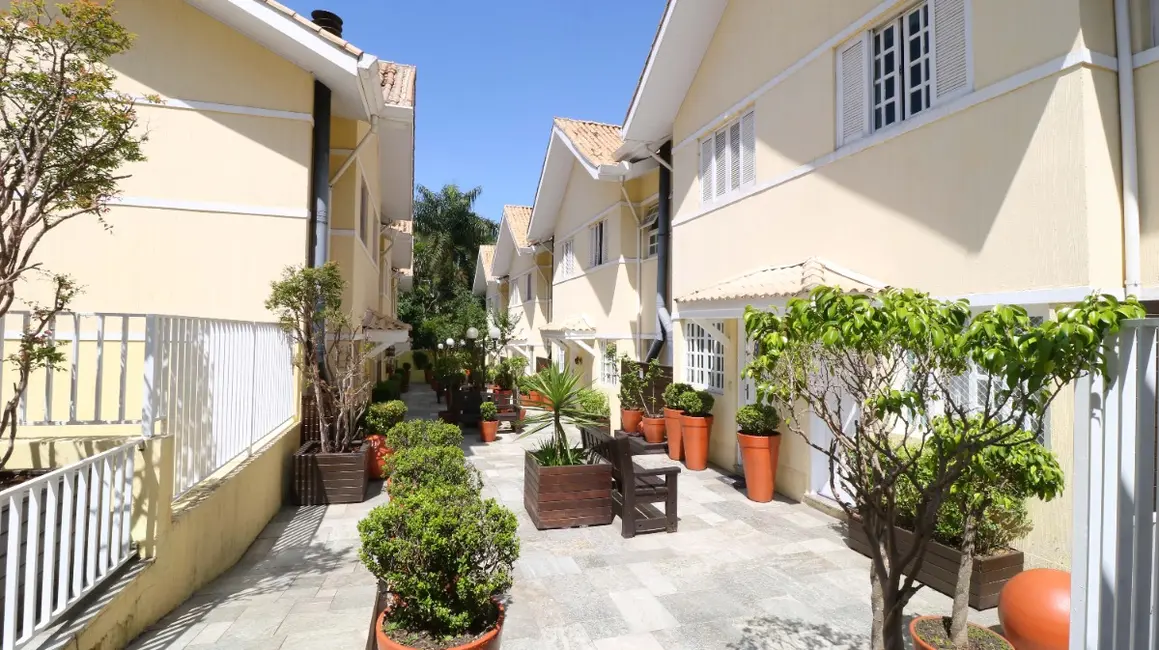 Foto 1 de Casa de Condomínio com 3 quartos à venda, 157m2 em Jardim Monte Kemel, São Paulo - SP