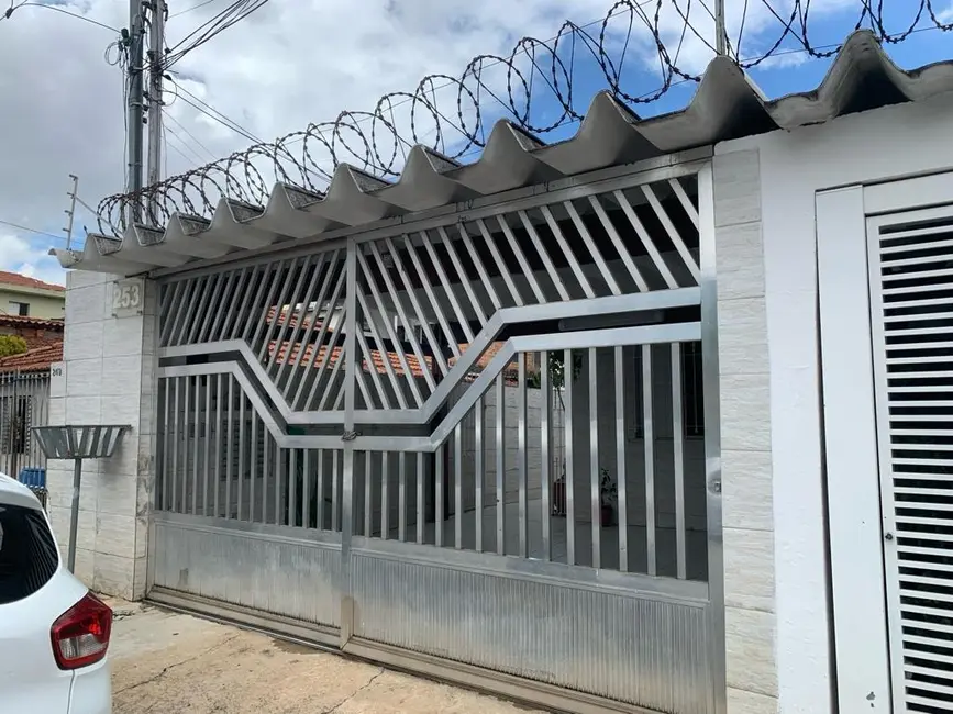 Foto 2 de Casa com 2 quartos à venda, 125m2 em Vila Piauí, São Paulo - SP