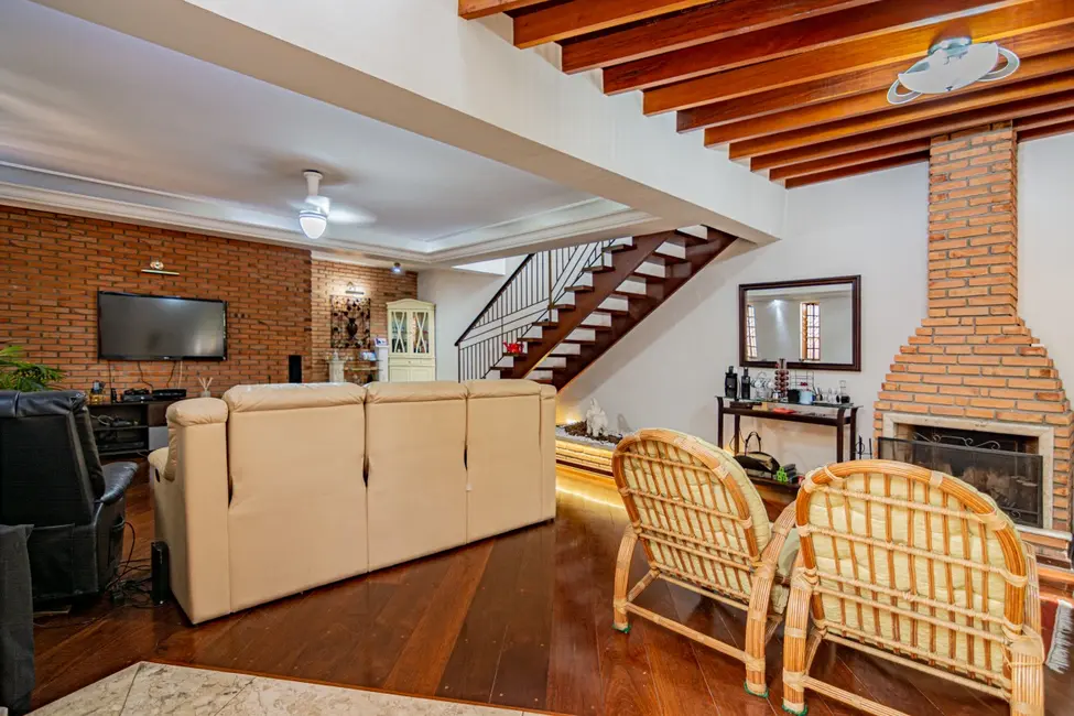 Foto 1 de Sobrado com 3 quartos à venda, 250m2 em Vila Romana, São Paulo - SP