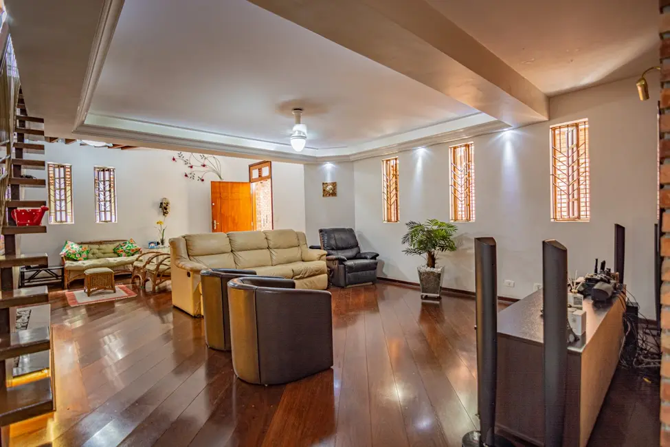 Foto 2 de Sobrado com 3 quartos à venda, 250m2 em Vila Romana, São Paulo - SP