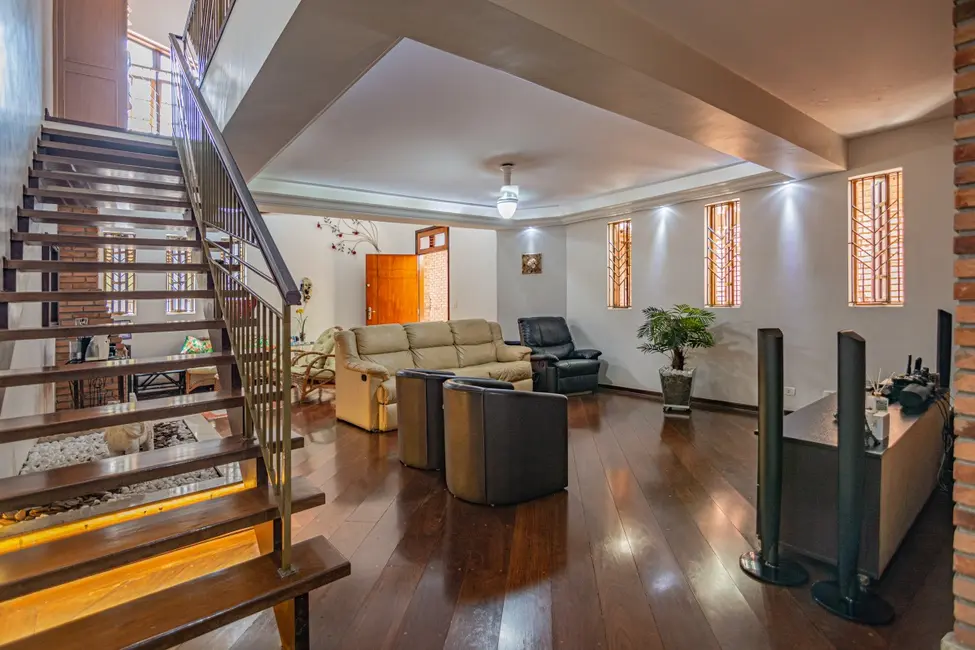 Foto 8 de Sobrado com 3 quartos à venda, 250m2 em Vila Romana, São Paulo - SP