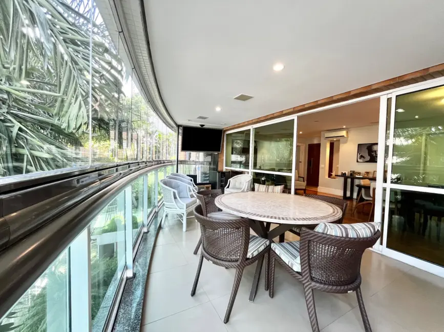 Apartamento com 3 quartos à venda, 157m2 em Perdizes, São Paulo - SP - imagem 1 Foto 1 de Apartamento com 3 quartos à venda, 157m2 em Perdizes, São Paulo - SP