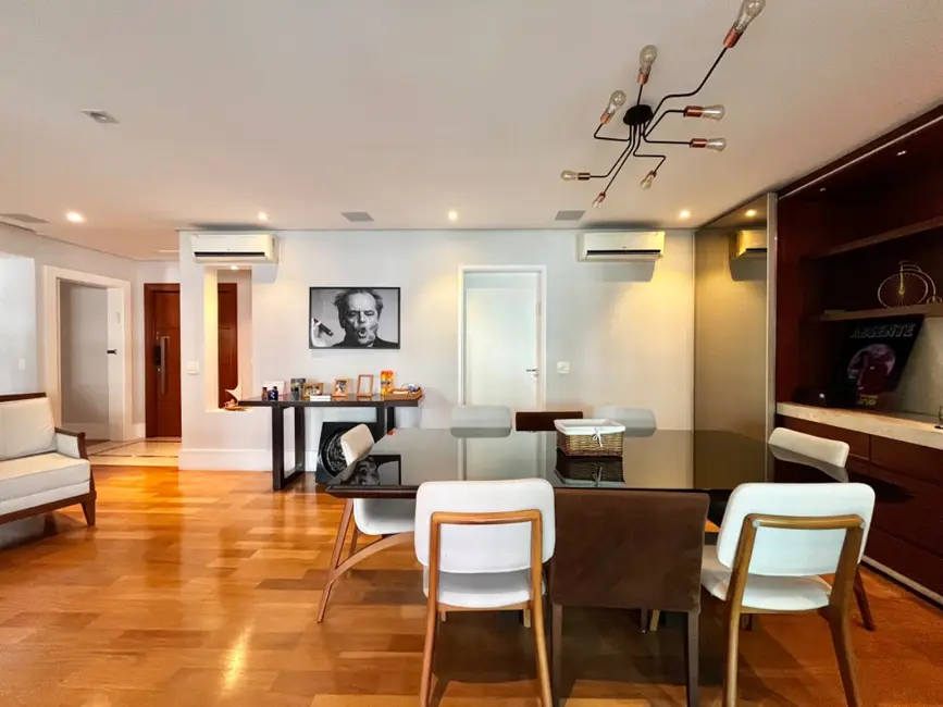 Apartamento com 3 quartos à venda, 157m2 em Perdizes, São Paulo - SP - imagem 8 Foto 8 de Apartamento com 3 quartos à venda, 157m2 em Perdizes, São Paulo - SP
