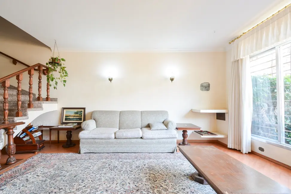 Foto 2 de Casa com 3 quartos à venda, 240m2 em Vila Monumento, São Paulo - SP