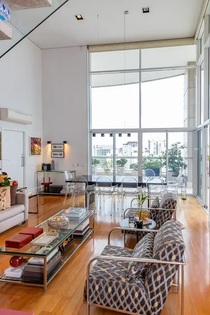 Apartamento com 3 quartos à venda, 198m2 em Vila Nova Conceição, São Paulo - SP - imagem 2 Foto 2 de Apartamento com 3 quartos à venda, 198m2 em Vila Nova Conceição, São Paulo - SP