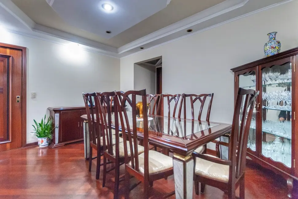 Foto 1 de Apartamento com 4 quartos à venda, 140m2 em São Paulo - SP