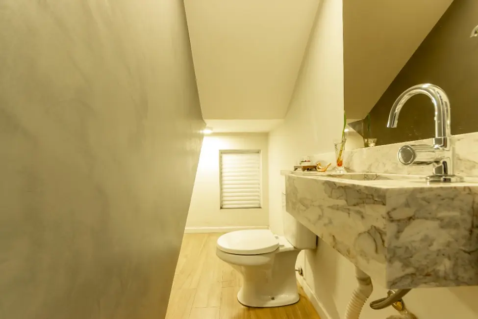 Foto 3 de Sobrado com 3 quartos à venda, 248m2 em Vila Palmeiras, São Paulo - SP