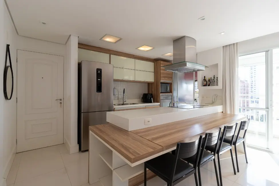 Foto 6 de Apartamento com 2 quartos à venda, 71m2 em Vila Nova Conceição, São Paulo - SP