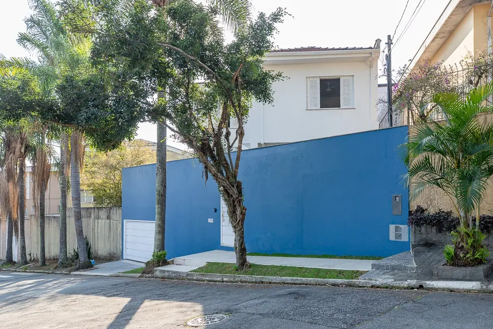 Sobrado com 3 quartos à venda, 130m2 em Brooklin Paulista, São Paulo - SP - imagem 1 Foto 1 de Sobrado com 3 quartos à venda, 130m2 em Brooklin Paulista, São Paulo - SP