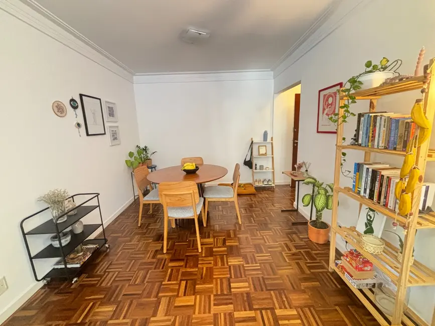Apartamento com 2 quartos à venda, 79m2 em Vila Madalena, São Paulo - SP - imagem 3 Foto 3 de Apartamento com 2 quartos à venda, 79m2 em Vila Madalena, São Paulo - SP