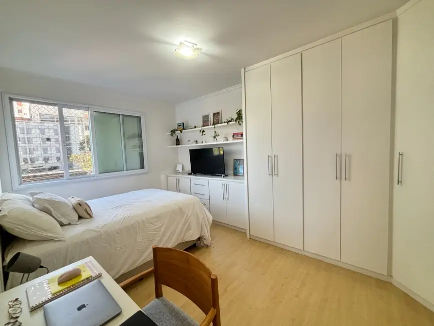 Apartamento com 2 quartos à venda, 79m2 em Vila Madalena, São Paulo - SP - imagem 8 Foto 8 de Apartamento com 2 quartos à venda, 79m2 em Vila Madalena, São Paulo - SP