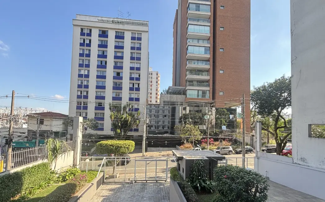 Apartamento com 2 quartos à venda, 79m2 em Vila Madalena, São Paulo - SP - imagem 9 Foto 9 de Apartamento com 2 quartos à venda, 79m2 em Vila Madalena, São Paulo - SP