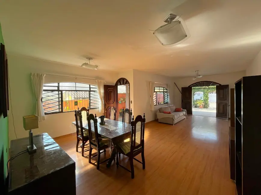 Casa com 3 quartos à venda, 140m2 em Jabaquara, São Paulo - SP - imagem 3 Foto 3 de Casa com 3 quartos à venda, 140m2 em Jabaquara, São Paulo - SP