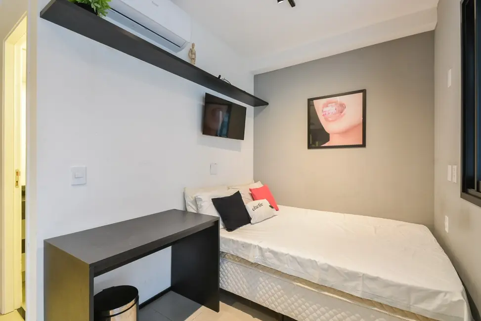 Foto 3 de Apartamento com 1 quarto à venda, 24m2 em Vila Mariana, São Paulo - SP