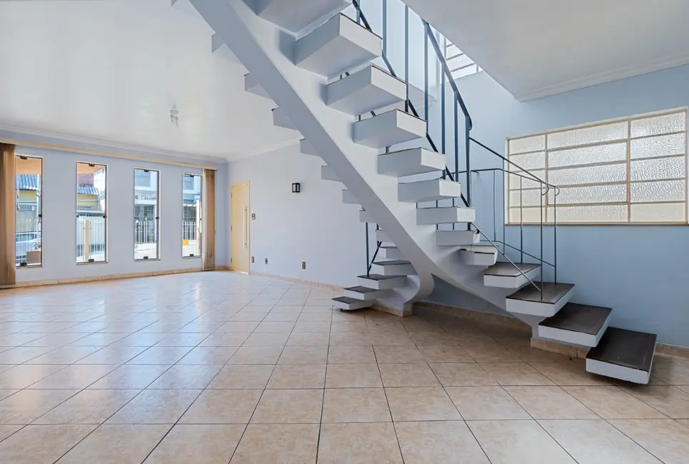 Casa com 3 quartos à venda, 140m2 em Planalto Paulista, São Paulo - SP - imagem 2 Foto 2 de Casa com 3 quartos à venda, 140m2 em Planalto Paulista, São Paulo - SP