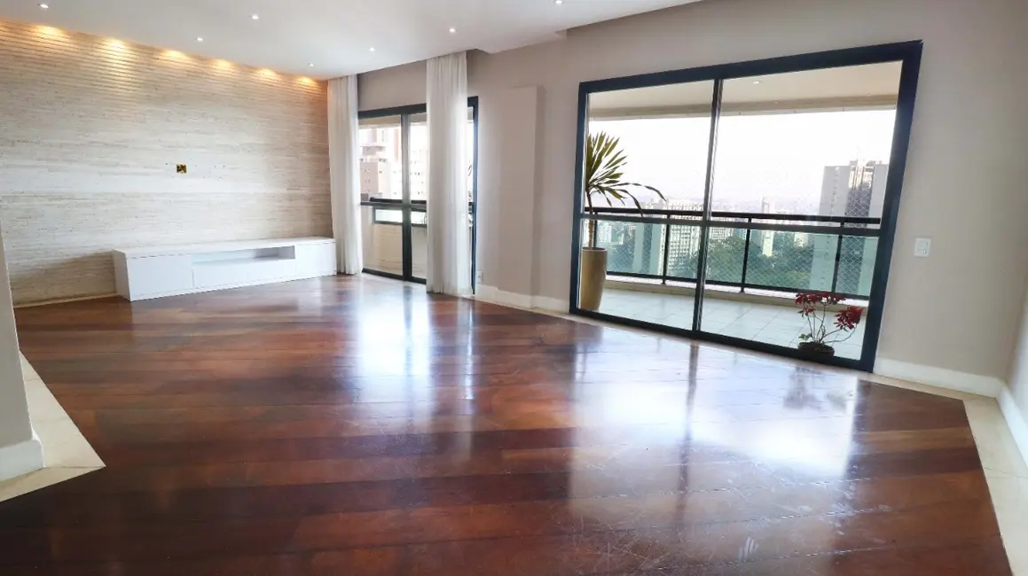 Foto 1 de Apartamento com 4 quartos à venda, 191m2 em Vila Suzana, São Paulo - SP