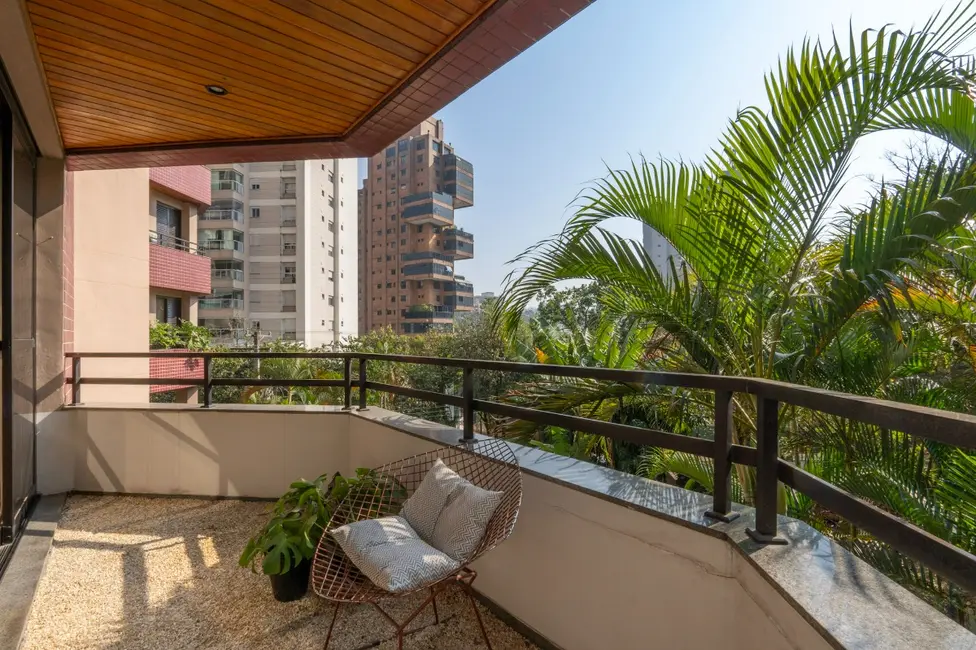 Foto 2 de Apartamento com 3 quartos à venda, 180m2 em São Paulo - SP