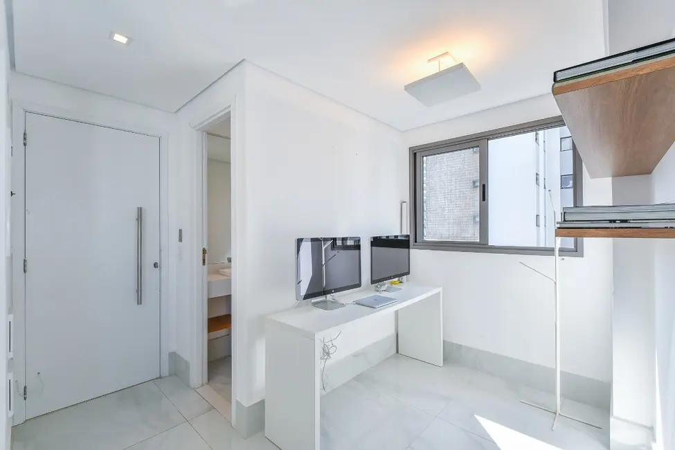 Foto 4 de Cobertura com 2 quartos à venda, 144m2 em Vila Nova Conceição, São Paulo - SP