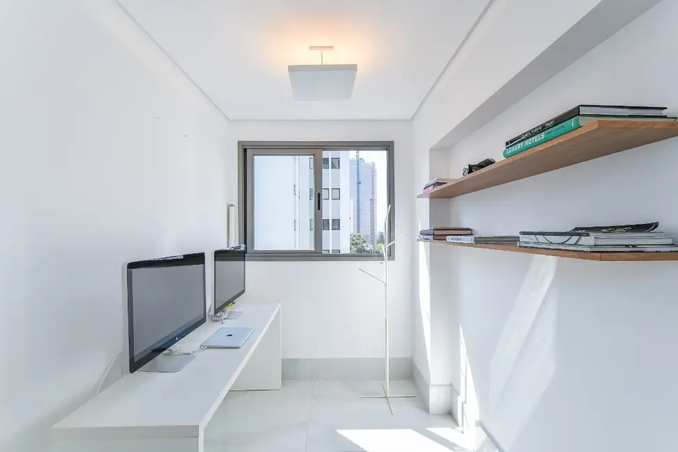 Foto 3 de Cobertura com 2 quartos à venda, 144m2 em Vila Nova Conceição, São Paulo - SP