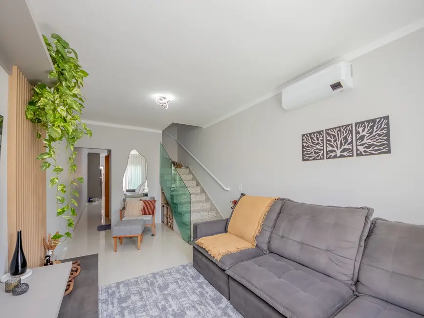 Sobrado com 3 quartos à venda, 178m2 em Penha de França, São Paulo - SP - imagem 2 Foto 2 de Sobrado com 3 quartos à venda, 178m2 em Penha de França, São Paulo - SP