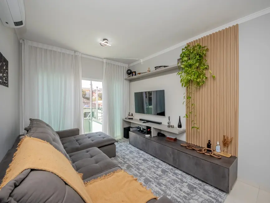 Sobrado com 3 quartos à venda, 178m2 em Penha de França, São Paulo - SP - imagem 1 Foto 1 de Sobrado com 3 quartos à venda, 178m2 em Penha de França, São Paulo - SP