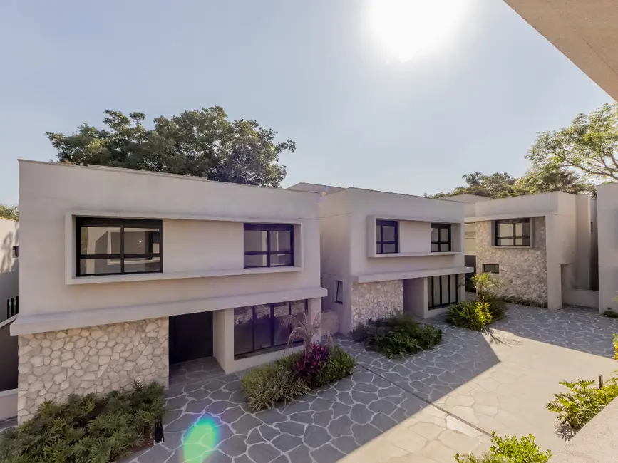 Foto 2 de Casa de Condomínio com 4 quartos para alugar, 850m2 em Chácara Santo Antônio (Zona Sul), São Paulo - SP