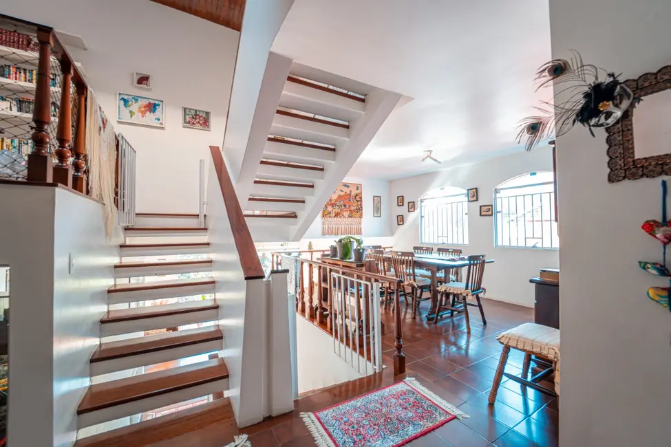 Foto 3 de Casa com 4 quartos à venda, 356m2 em Jardim Petrópolis, São Paulo - SP