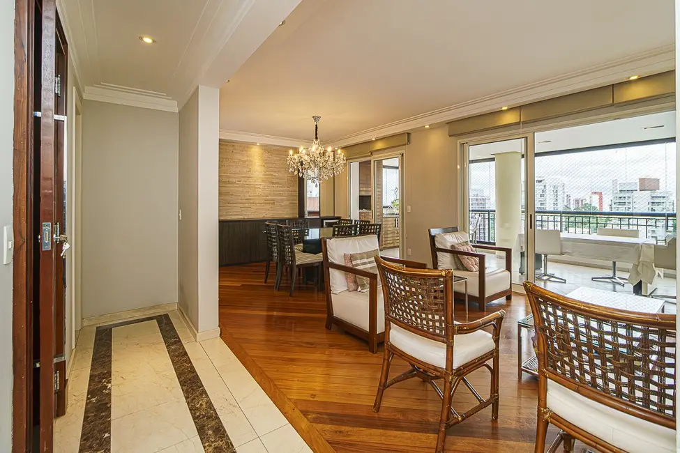 Foto 3 de Apartamento com 4 quartos à venda, 214m2 em Sumaré, São Paulo - SP