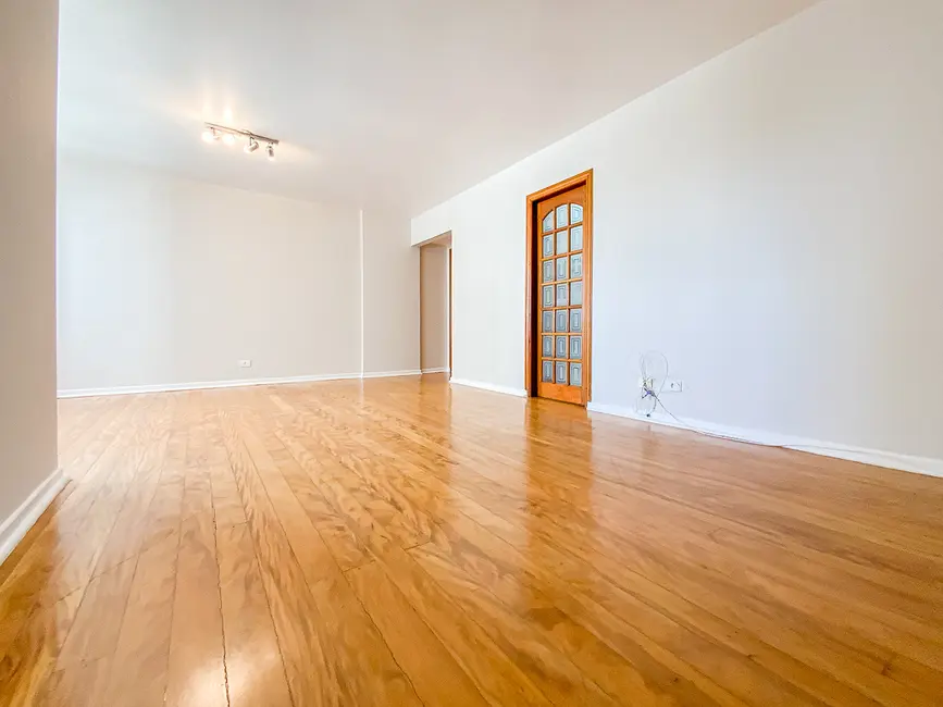 Apartamento com 3 quartos à venda, 105m2 em Santo Amaro, São Paulo - SP - imagem 8 Foto 8 de Apartamento com 3 quartos à venda, 105m2 em Santo Amaro, São Paulo - SP