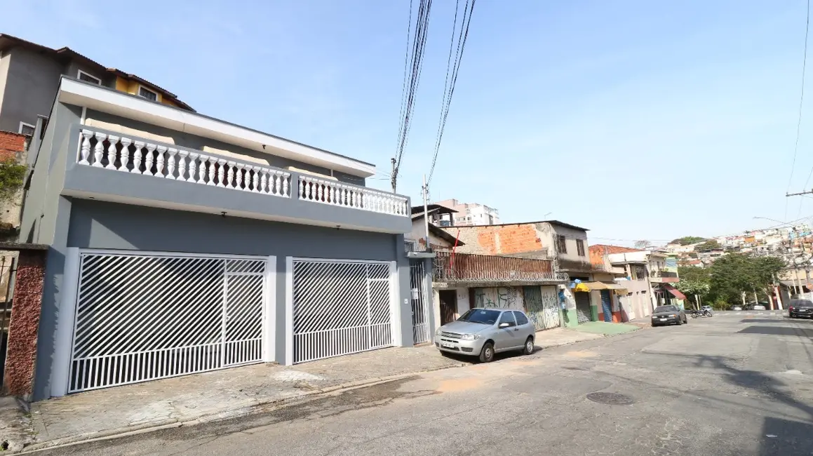 Sobrado com 3 quartos à venda, 250m2 em Vila Sônia, São Paulo - SP - imagem 2 Foto 2 de Sobrado com 3 quartos à venda, 250m2 em Vila Sônia, São Paulo - SP