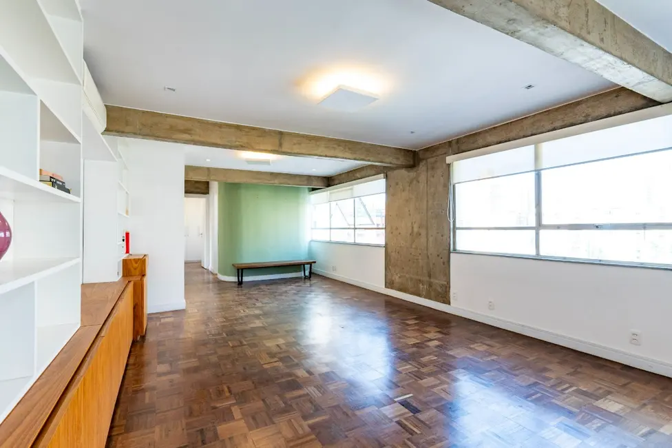 Apartamento com 3 quartos à venda, 121m2 em Moema, São Paulo - SP - imagem 9 Foto 9 de Apartamento com 3 quartos à venda, 121m2 em Moema, São Paulo - SP