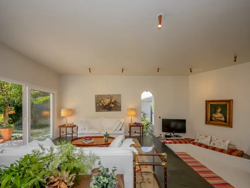 Casa com 4 quartos à venda, 295m2 em Real Parque, São Paulo - SP - imagem 1 Foto 1 de Casa com 4 quartos à venda, 295m2 em Real Parque, São Paulo - SP