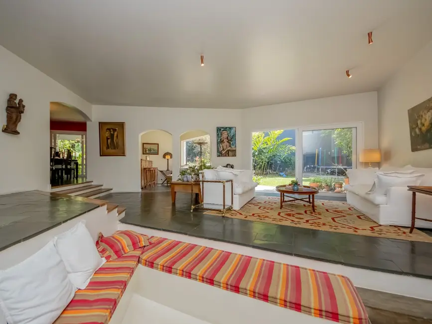 Casa com 4 quartos à venda, 295m2 em Real Parque, São Paulo - SP - imagem 3 Foto 3 de Casa com 4 quartos à venda, 295m2 em Real Parque, São Paulo - SP