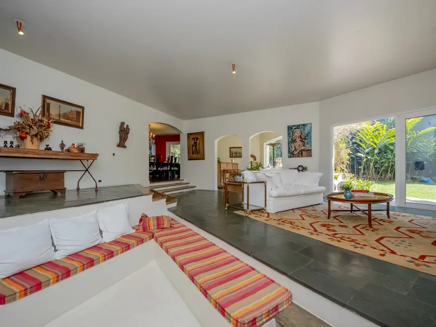 Foto 9 de Casa com 4 quartos à venda, 295m2 em Real Parque, São Paulo - SP