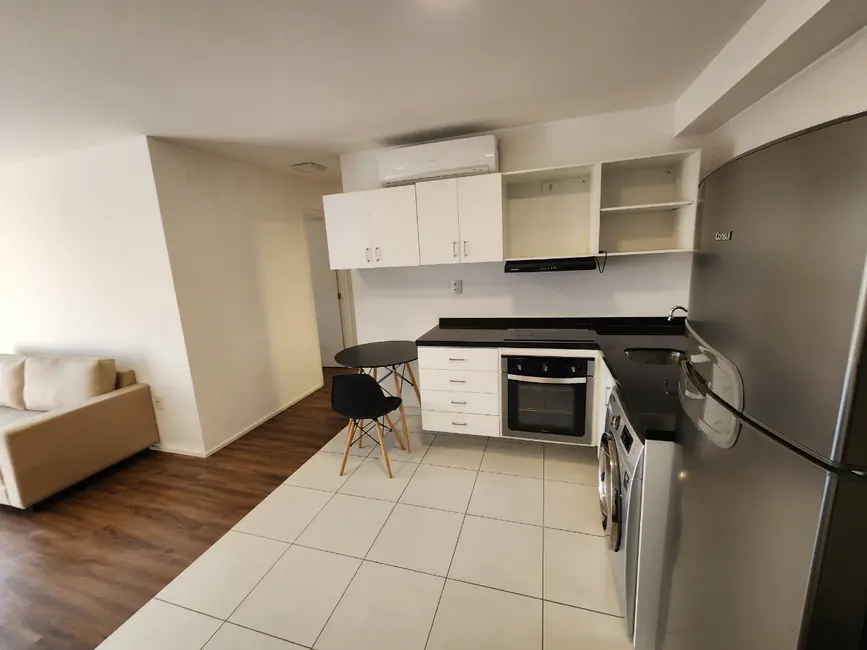 Foto 2 de Apartamento com 2 quartos à venda, 66m2 em Água Branca, São Paulo - SP