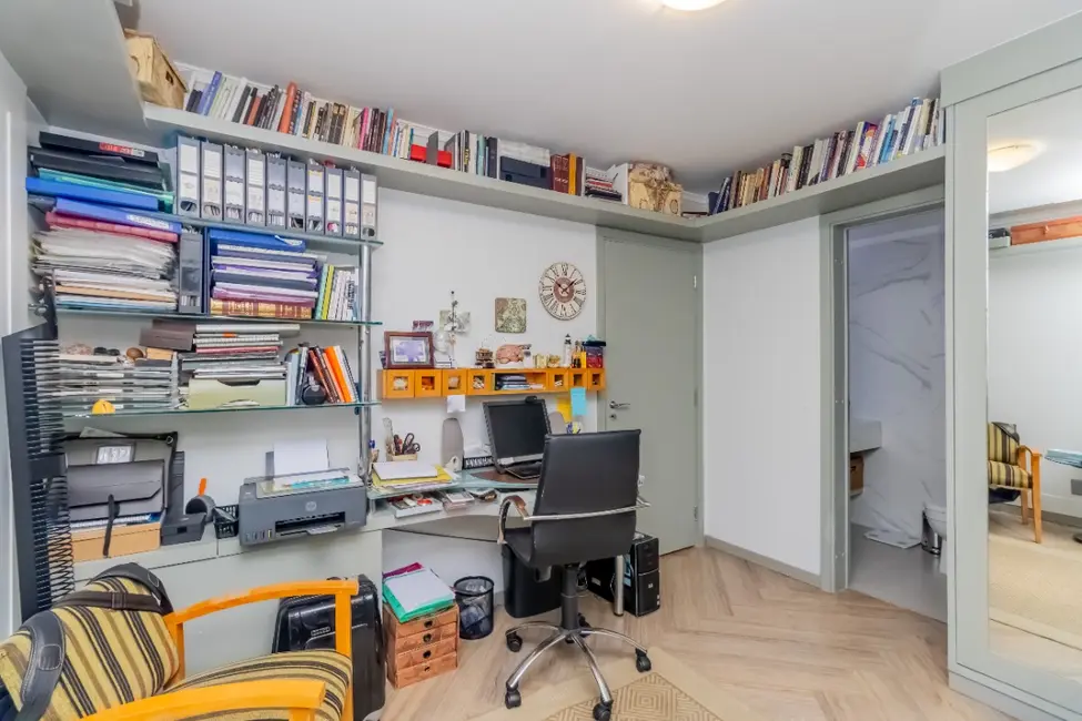 Apartamento com 3 quartos à venda, 171m2 em Itaim Bibi, São Paulo - SP - imagem 9 Foto 9 de Apartamento com 3 quartos à venda, 171m2 em Itaim Bibi, São Paulo - SP