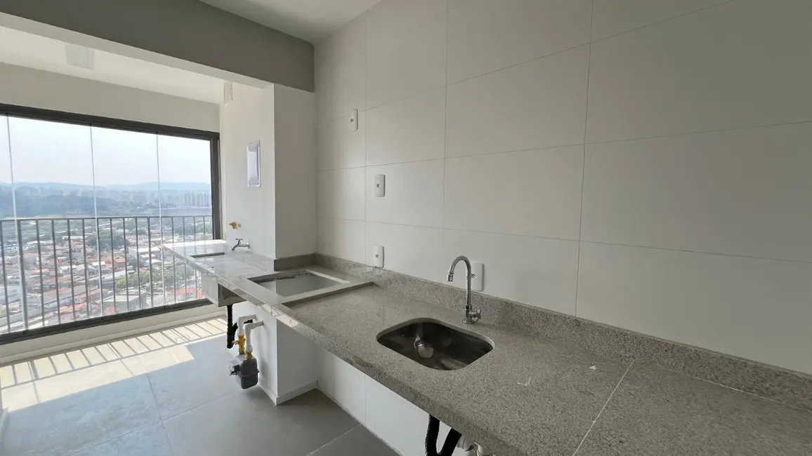 Foto 2 de Apartamento com 2 quartos à venda, 55m2 em Vila Anastácio, São Paulo - SP