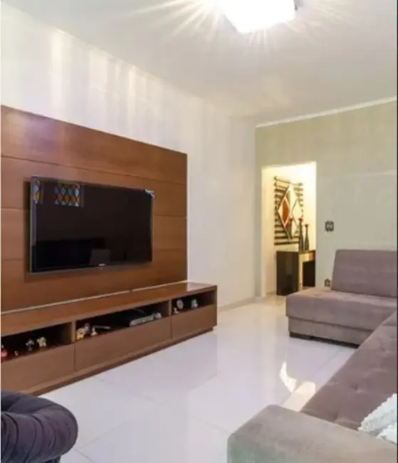 Sobrado com 3 quartos à venda, 201m2 em Vila Marari, São Paulo - SP - imagem 7 Foto 7 de Sobrado com 3 quartos à venda, 201m2 em Vila Marari, São Paulo - SP