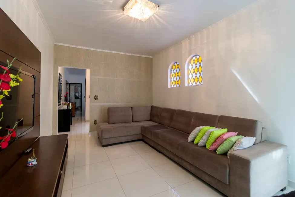 Sobrado com 3 quartos à venda, 201m2 em Vila Marari, São Paulo - SP - imagem 4 Foto 4 de Sobrado com 3 quartos à venda, 201m2 em Vila Marari, São Paulo - SP