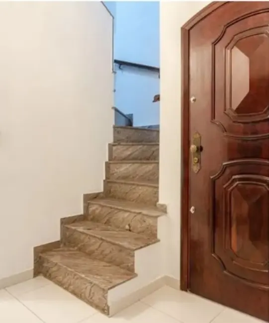 Sobrado com 3 quartos à venda, 201m2 em Vila Marari, São Paulo - SP - imagem 5 Foto 5 de Sobrado com 3 quartos à venda, 201m2 em Vila Marari, São Paulo - SP