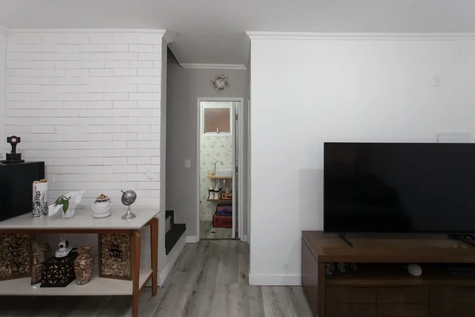 Foto 8 de Casa de Condomínio com 3 quartos à venda, 72m2 em Jaraguá, São Paulo - SP