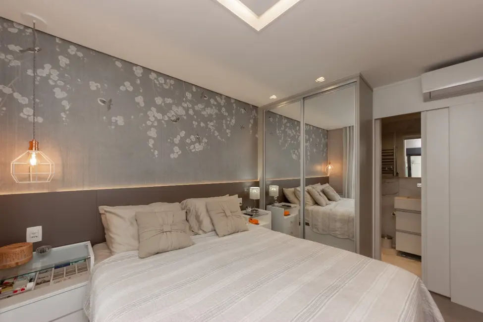 Foto 3 de Apartamento com 2 quartos à venda, 68m2 em Vila Mariana, São Paulo - SP