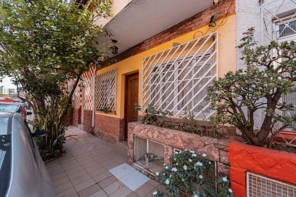 Casa de Vila com 2 quartos à venda, 195m2 em Bom Retiro, São Paulo - SP - imagem 2 Foto 2 de Casa de Vila com 2 quartos à venda, 195m2 em Bom Retiro, São Paulo - SP