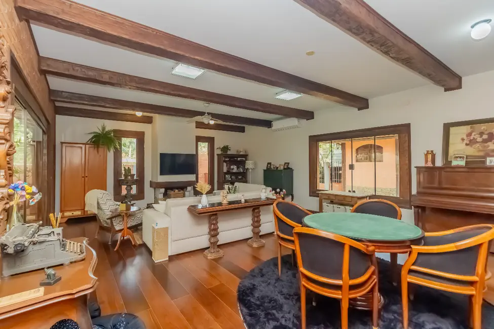 Casa de Condomínio com 3 quartos à venda, 306m2 em Parque do Castelo, São Paulo - SP - imagem 4 Foto 4 de Casa de Condomínio com 3 quartos à venda, 306m2 em Parque do Castelo, São Paulo - SP